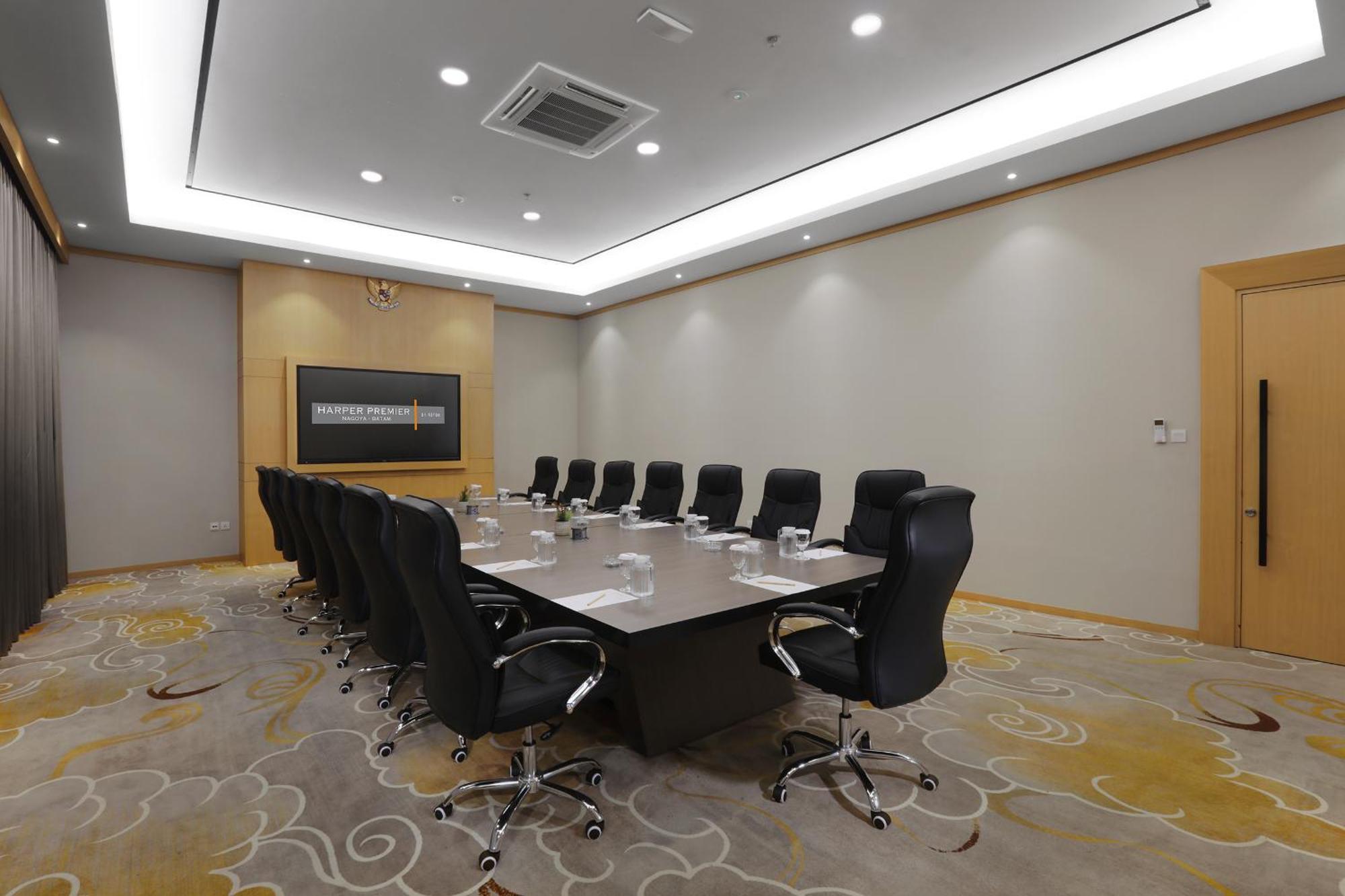 Отель Harper Premier Nagoya Batam Экстерьер фото