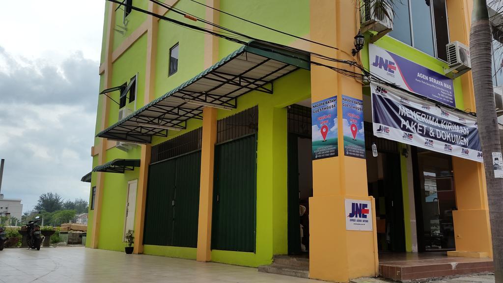 Отель Harper Premier Nagoya Batam Экстерьер фото