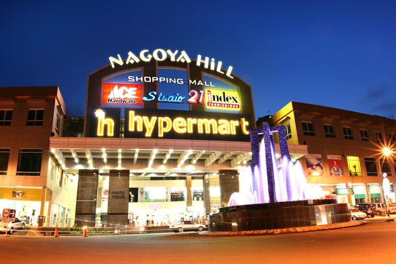 Отель Harper Premier Nagoya Batam Экстерьер фото