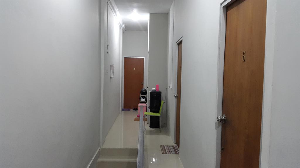 Отель Harper Premier Nagoya Batam Экстерьер фото